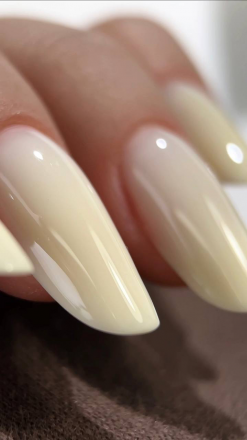 ALTA NIVELO   Gel Black СГУЩЕНОЕ МОЛОКО   15г   Гель для моделирования средне-жидкий с сухоцветами оптом