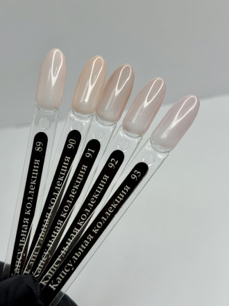 KLIO  Гель-лак  Капсульная  коллекция  8мл  №90  Нюд оптом