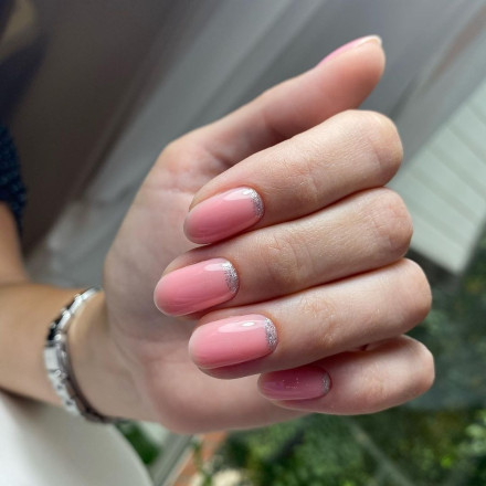 MYSTIQUE   Base ROSE   15мл   База камуфлирующая (для педикюра) оптом