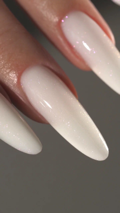 NAIL REPUBLIC   Gel CLOUD   #288   15г   Гель  для моделирования средне-жидкий молочный с хлопьями Юки оптом