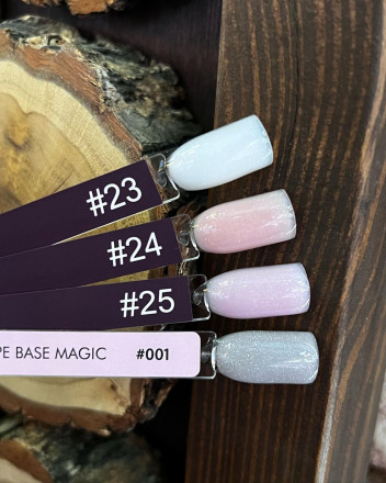 GRAPE   База светоотражающая  15мл  Base MAGIC   №01 оптом