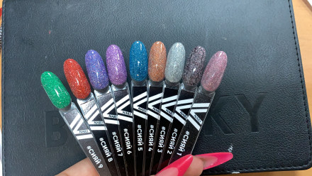 VOGUE NAILS   Гель-лак светоотражающий  10мл  #СИЯЙ 5(СНЯТО) оптом